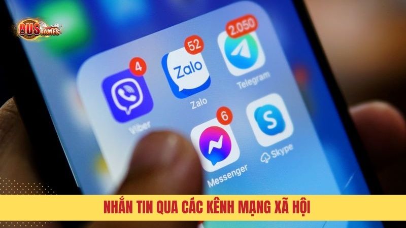 Nhắn tin qua mạng xã hội 8us